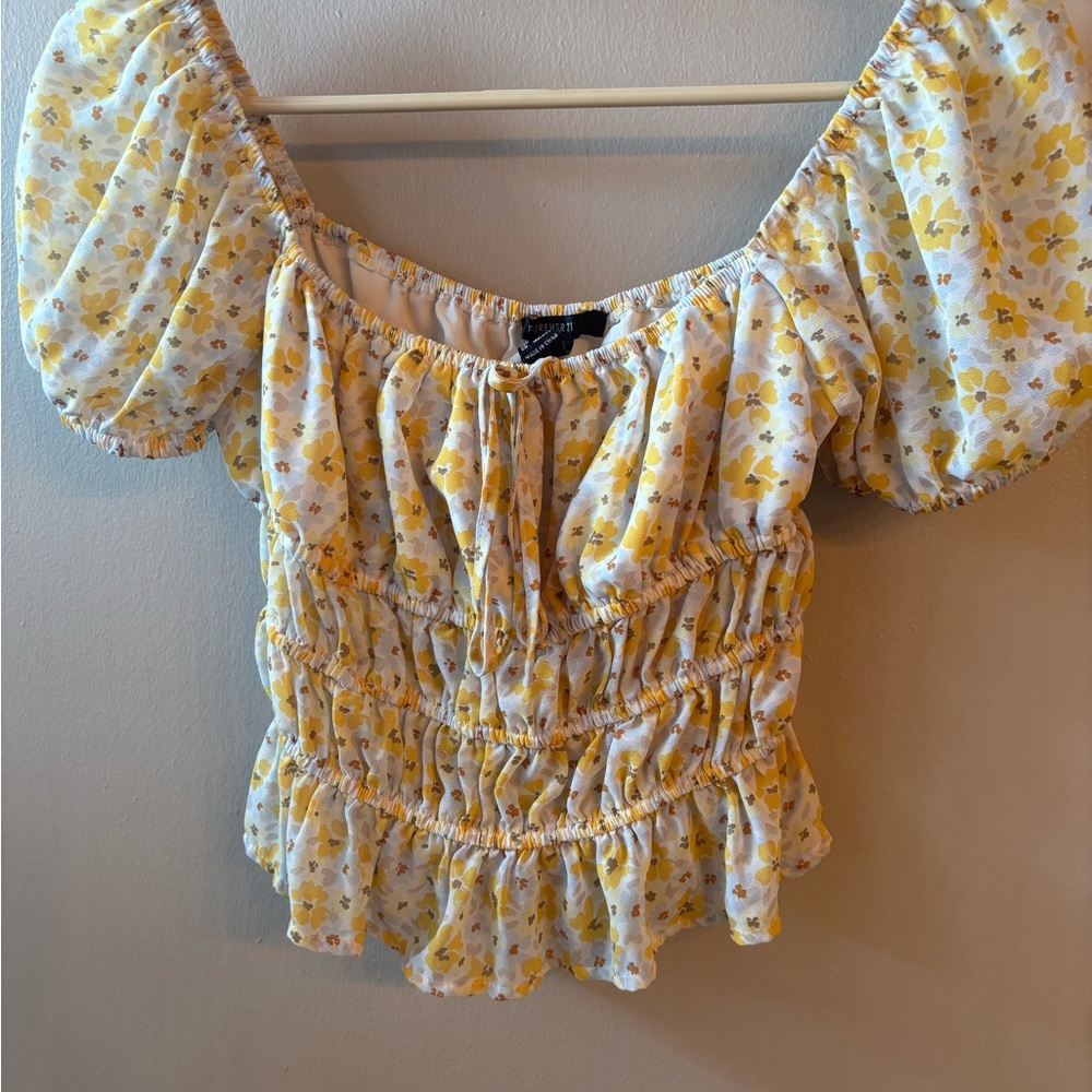 Forever 21 Yellow Floral Puff Sleeve Blouse